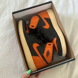 Nike retro high shattered backboard kids size 7y